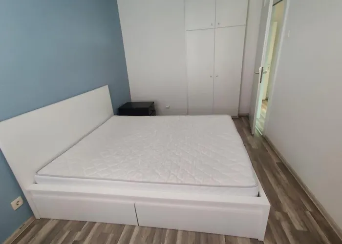 Near Debar Maalo 아파트